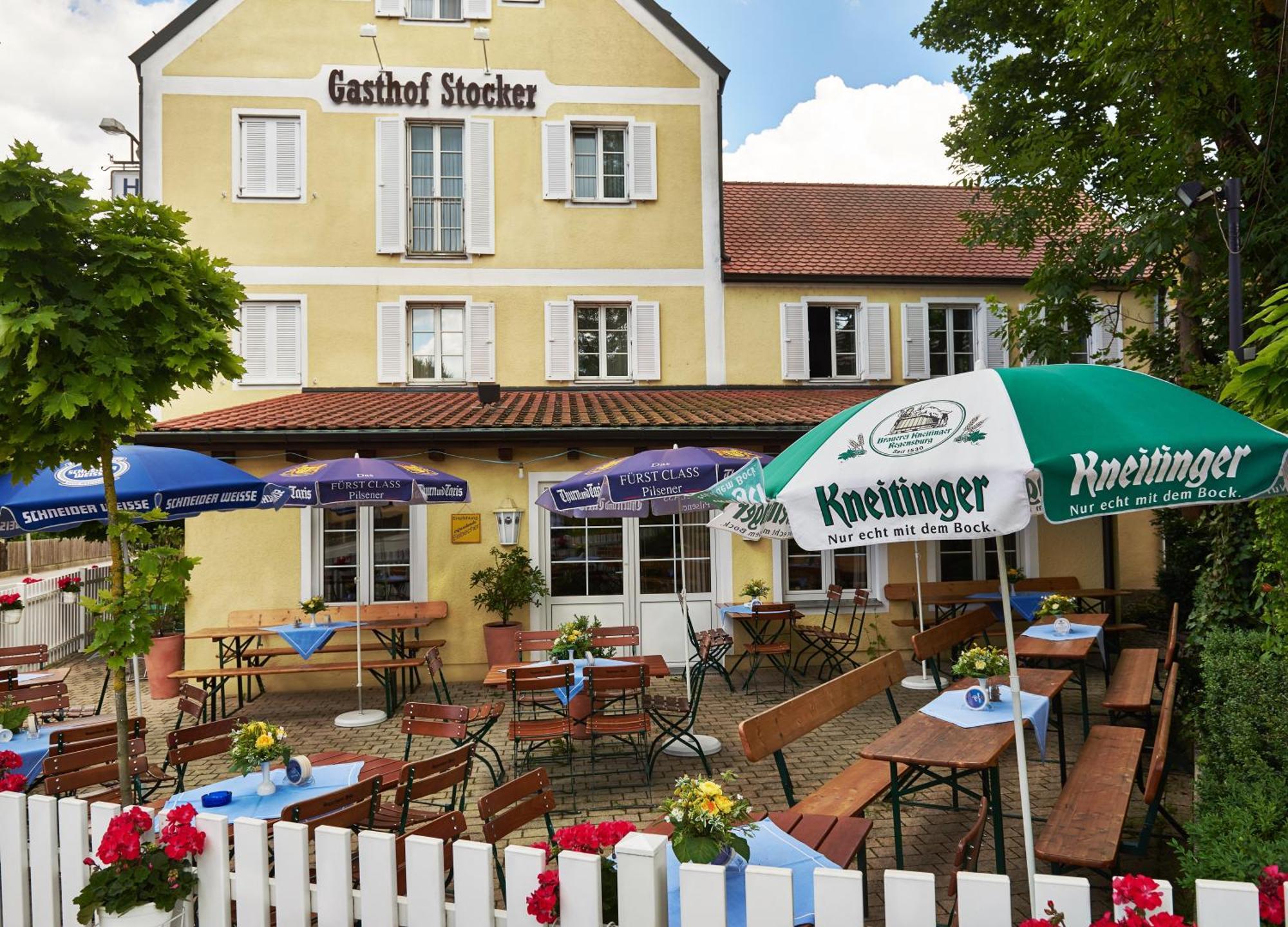 Hotel Gasthof Stocker Obertraubling Exterior photo